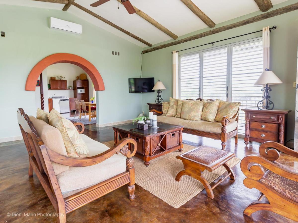 Almond Tree Hotel Resort Corozal Town Extérieur photo