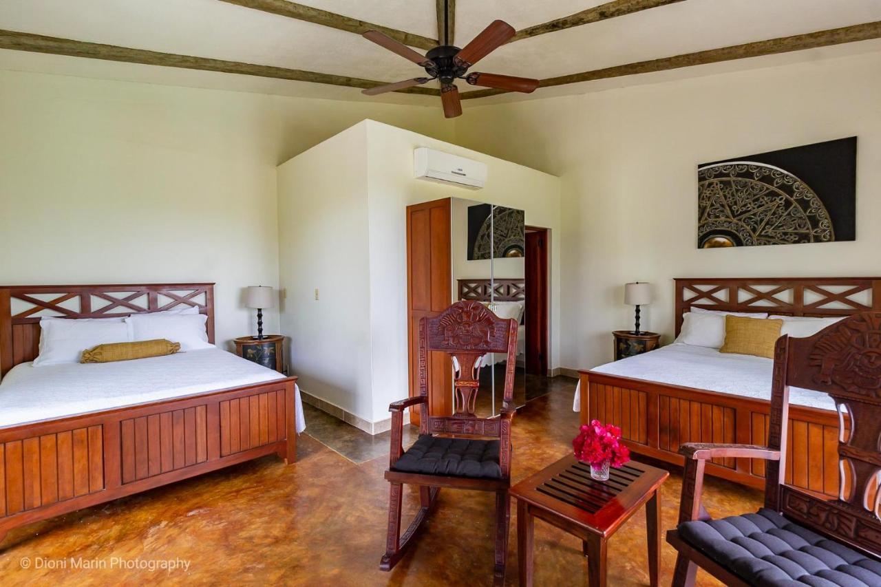 Almond Tree Hotel Resort Corozal Town Extérieur photo