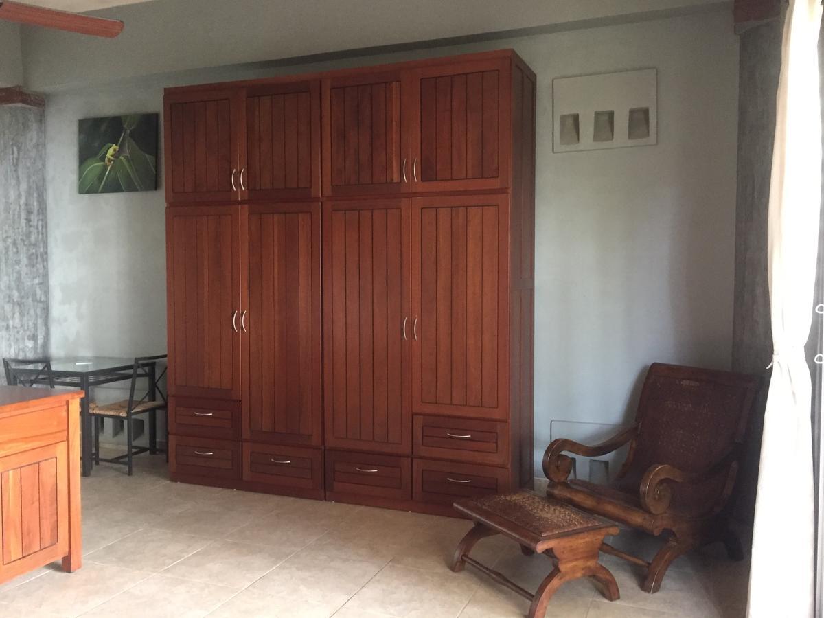 Almond Tree Hotel Resort Corozal Town Extérieur photo