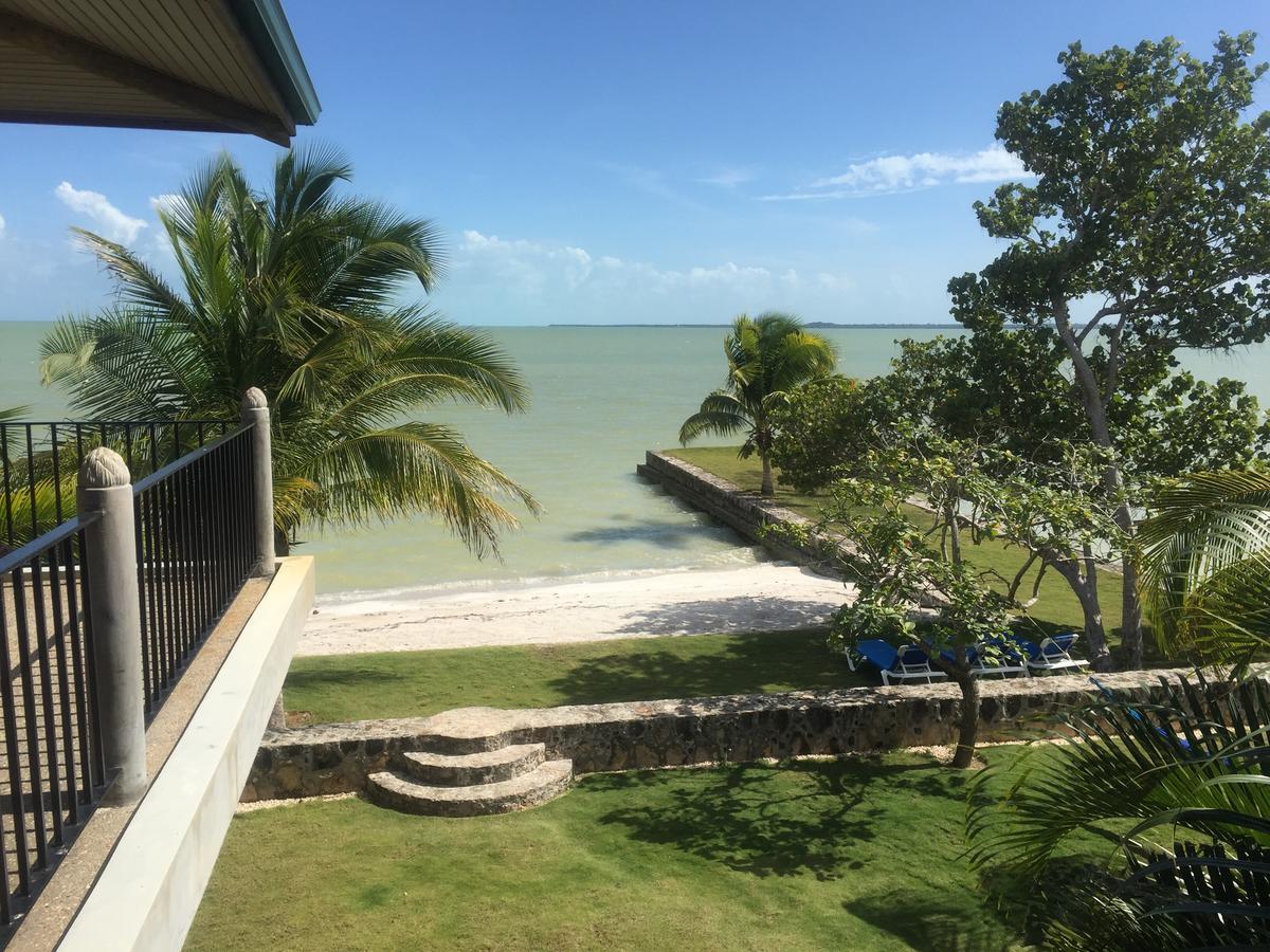 Almond Tree Hotel Resort Corozal Town Extérieur photo