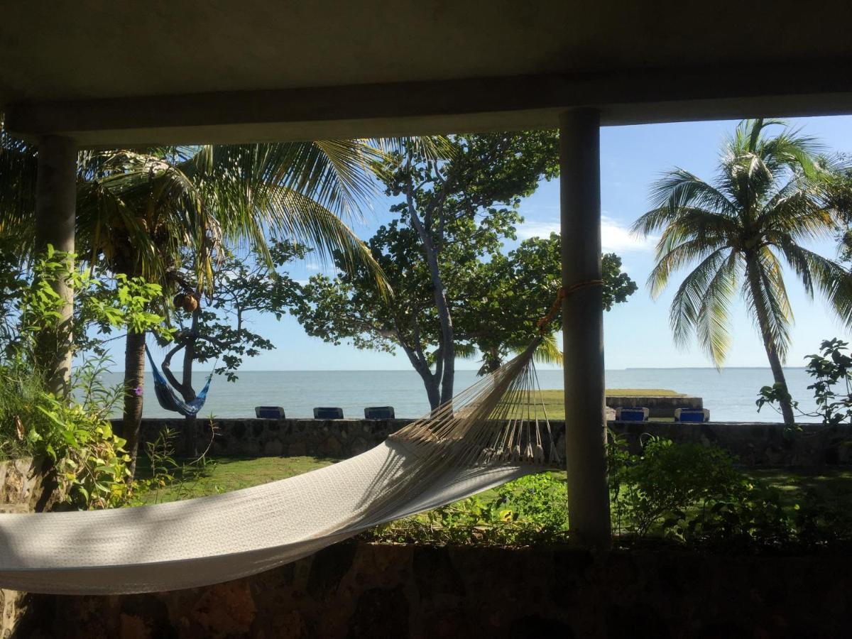 Almond Tree Hotel Resort Corozal Town Extérieur photo
